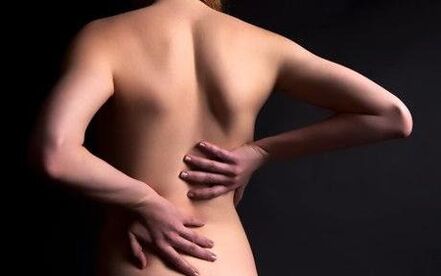 Rückenschmerzen bei thorakaler Osteochondrose Foto 1
